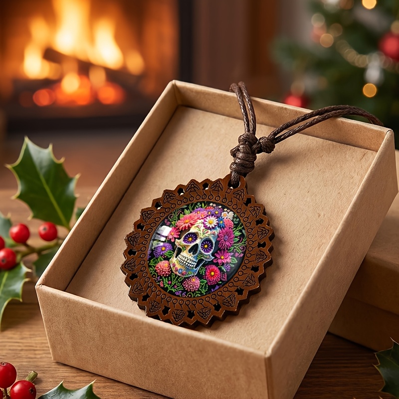 Vibrant Floral Pattern Wooden Necklace for Daily Wear